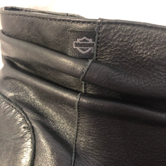 Boots - Picture 6 of 6